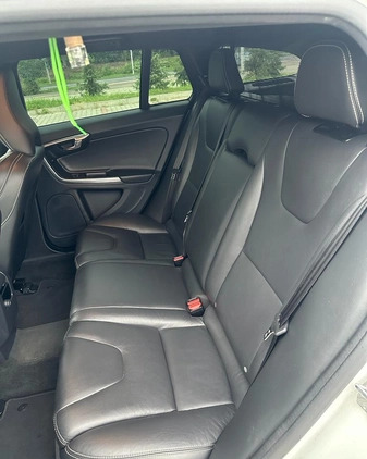 Volvo V60 cena 59800 przebieg: 182000, rok produkcji 2016 z Płock małe 781